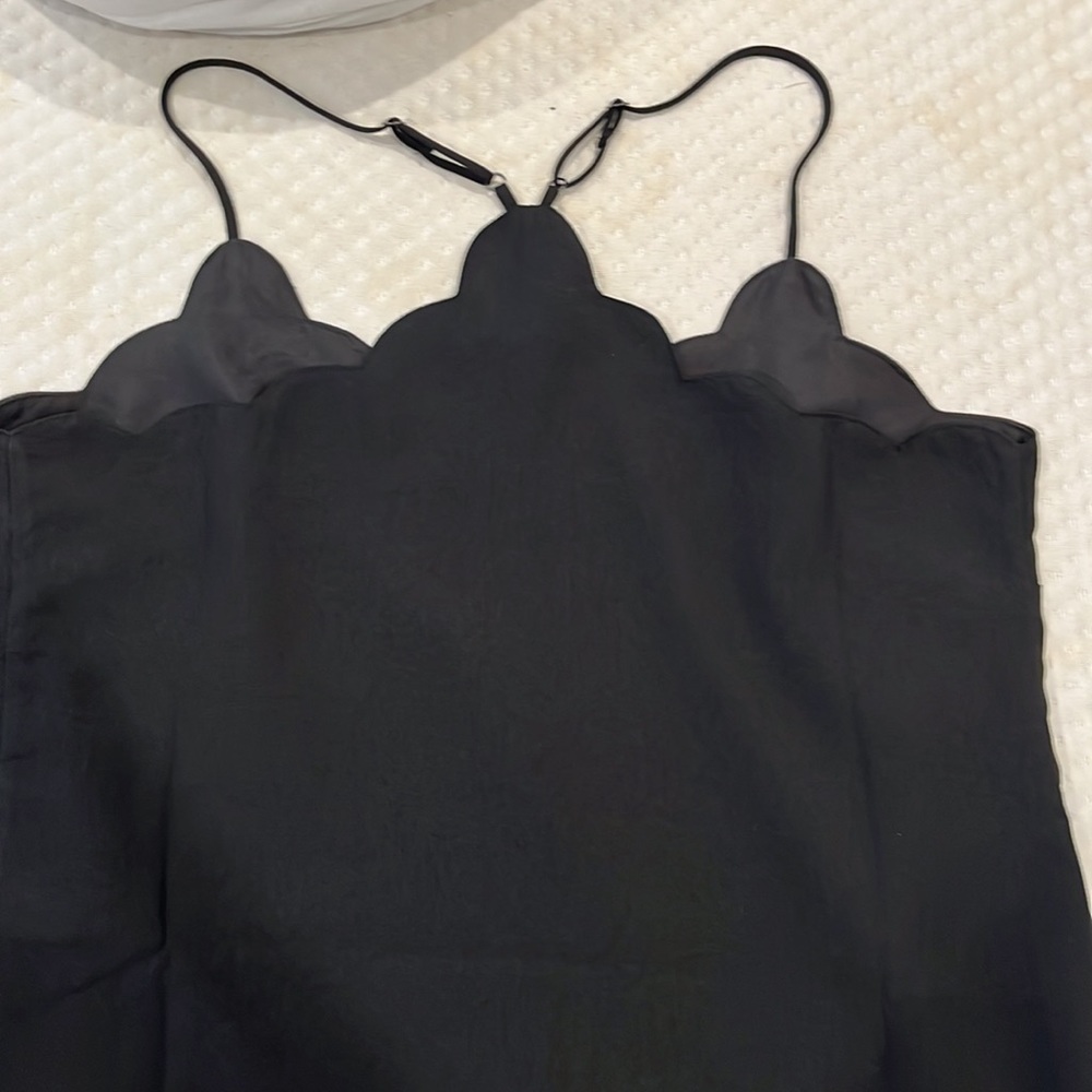 Scalloped cross back Cami top - Picture 3 of 3